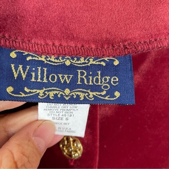Willow Ridge track suit/velvett - Picture 5 of 6
